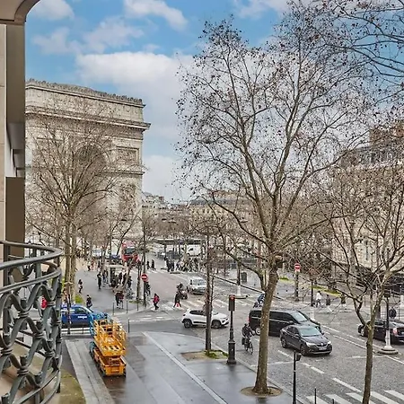 Arc De Triomphe/ Champs Elysee By Studioprestige * Paříž
